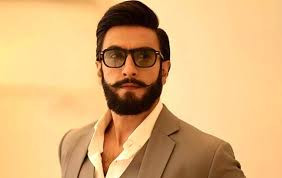 আইনি বিপাকে রণবীর সিং